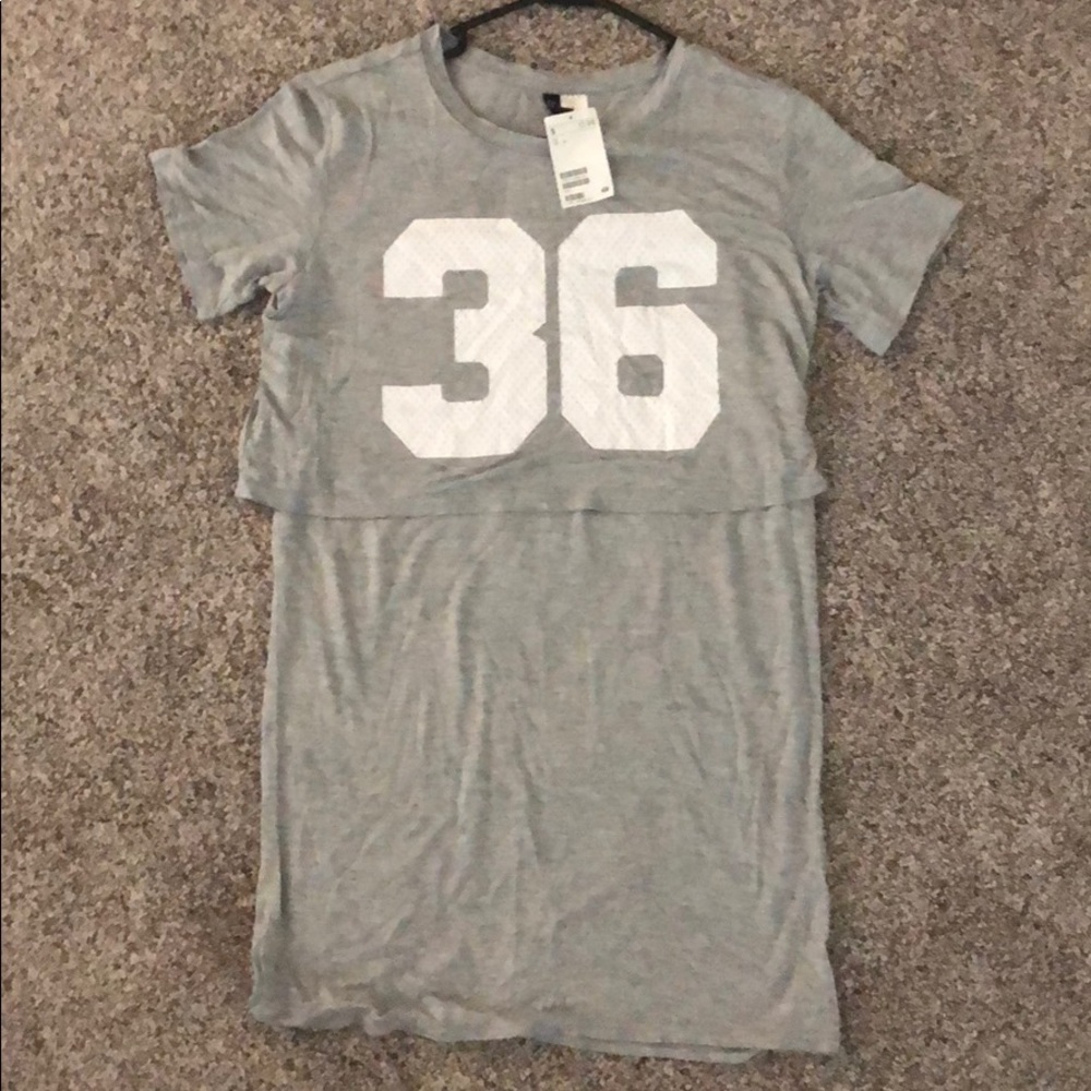 🍾NWT!! H&M T-Shirt Dress. Size 6.